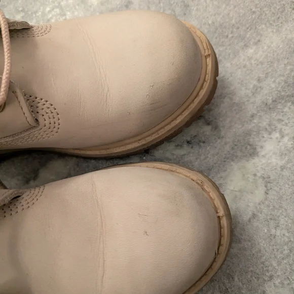 Women's Beige Timberland Boots - Picture 9 of 11